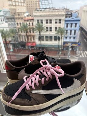 Nike Air Jordan 1 Low OG SP Travis Scott Mocha Sneakers VNDS